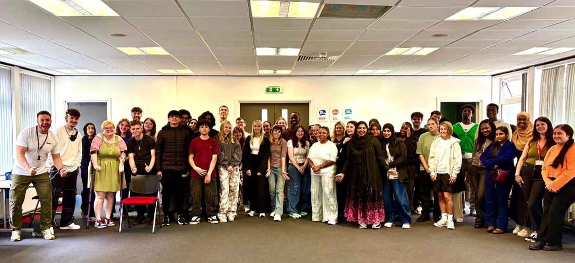 Large Web Image (5) Large Web Image (5)